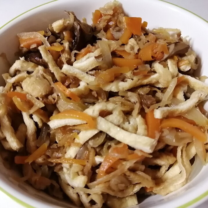 重ねてほっておくだけ 切り干し大根の重ね煮 レシピ 作り方 By ゆぅふ 楽天レシピ